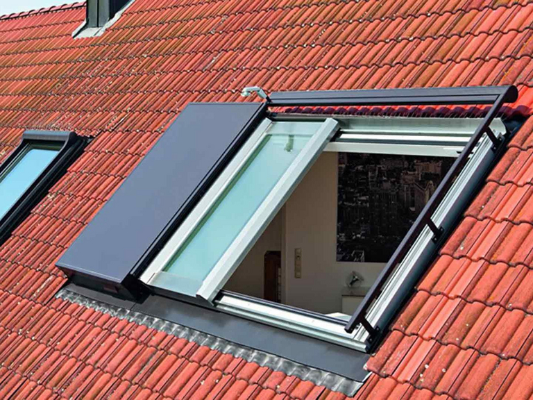 Designo R0 PanoramaDachschiebefenster Azuro