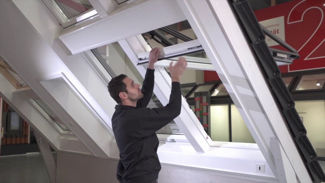 Designo_i8_Comfort-Dachfenster_-_Anleitung_putzen